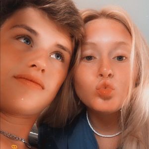 Meet your Posher, Cydney